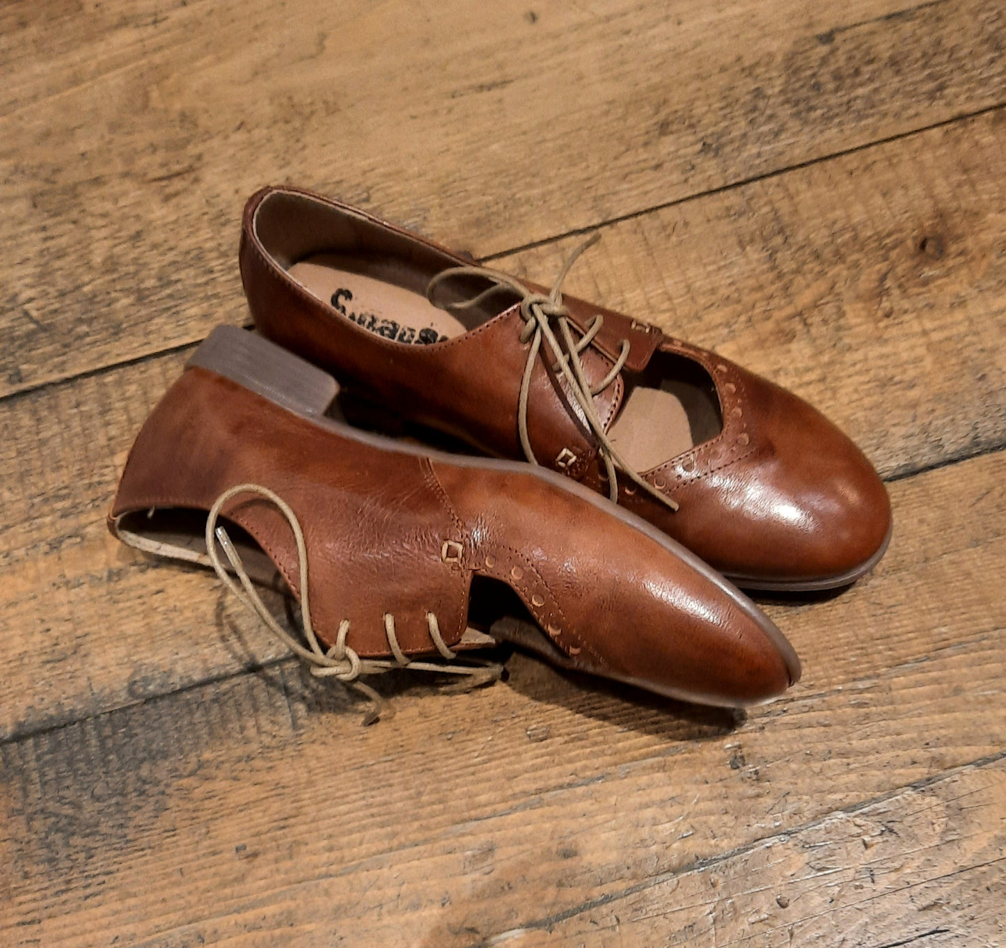 Stringata Cambridge