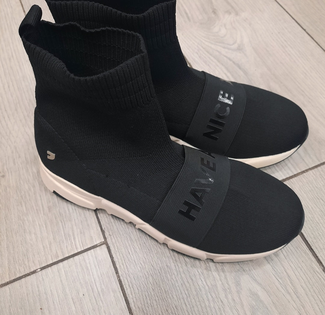 Sneakers Day